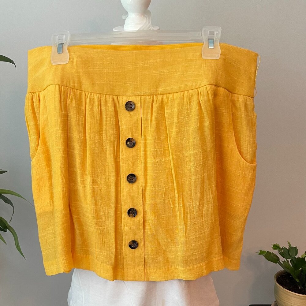 Charlotte Russe Bright Yellow Short Skirt Size L, Fits Like  M/8.